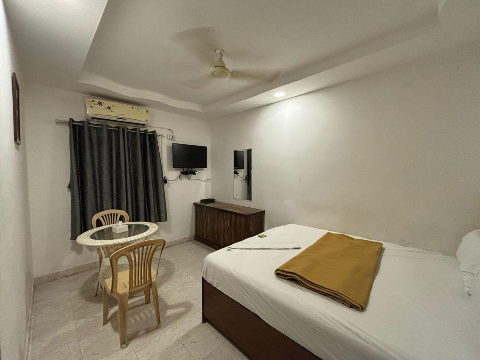 Rockdale Hotel & Resort Mira-Bhayandar Eksteriør billede