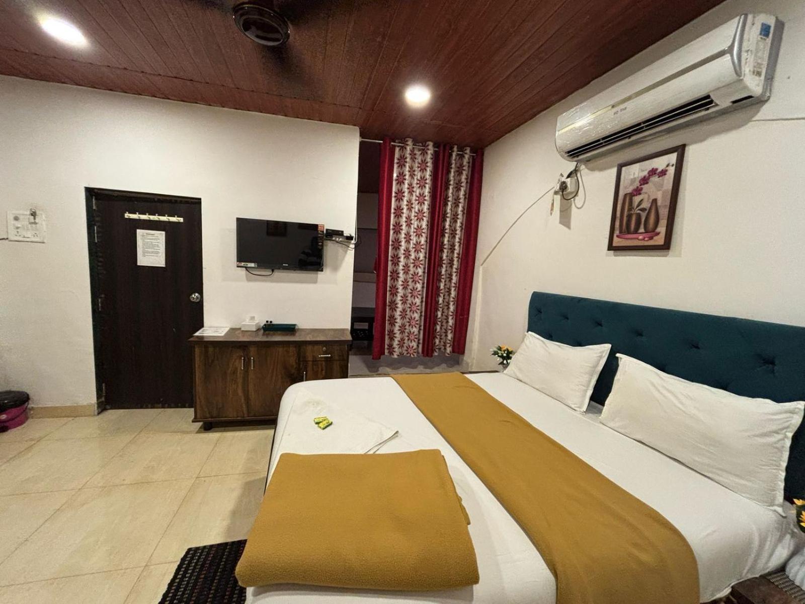 Rockdale Hotel & Resort Mira-Bhayandar Eksteriør billede